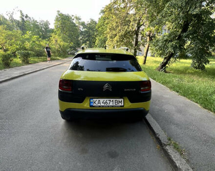 Желтый Ситроен C4 Кактус, объемом двигателя 1.2 л и пробегом 60 тыс. км за 15000 $, фото 1 на Automoto.ua