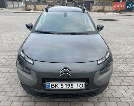 Серый Ситроен C4 Кактус, объемом двигателя 1.2 л и пробегом 157 тыс. км за 9999 $, фото 1 на Automoto.ua