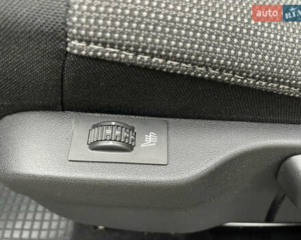 Серый Ситроен C4 Кактус, объемом двигателя 1.6 л и пробегом 2 тыс. км за 9100 $, фото 26 на Automoto.ua