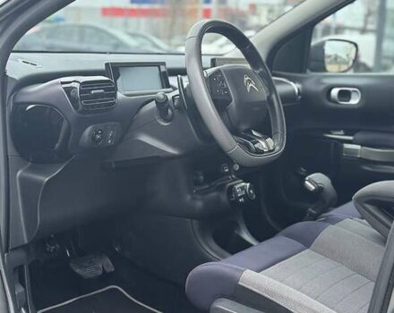 Серый Ситроен C4 Кактус, объемом двигателя 1.2 л и пробегом 157 тыс. км за 9999 $, фото 22 на Automoto.ua