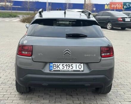 Серый Ситроен C4 Кактус, объемом двигателя 1.2 л и пробегом 157 тыс. км за 9999 $, фото 14 на Automoto.ua