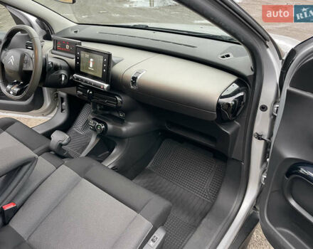 Серый Ситроен C4 Кактус, объемом двигателя 1.6 л и пробегом 2 тыс. км за 9100 $, фото 32 на Automoto.ua