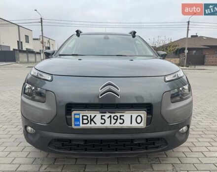 Серый Ситроен C4 Кактус, объемом двигателя 1.2 л и пробегом 157 тыс. км за 9999 $, фото 2 на Automoto.ua