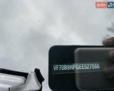 Серый Ситроен C4 Кактус, объемом двигателя 1.6 л и пробегом 2 тыс. км за 9100 $, фото 37 на Automoto.ua