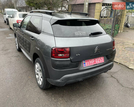 Серый Ситроен C4 Кактус, объемом двигателя 1.2 л и пробегом 140 тыс. км за 8400 $, фото 5 на Automoto.ua