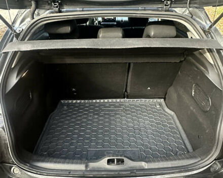 Серый Ситроен C4 Кактус, объемом двигателя 1.56 л и пробегом 109 тыс. км за 10000 $, фото 6 на Automoto.ua