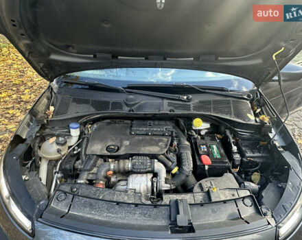 Серый Ситроен C4 Кактус, объемом двигателя 1.56 л и пробегом 109 тыс. км за 10000 $, фото 15 на Automoto.ua