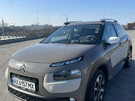 Ситроен C4 Кактус 2014 в Харькове на Automoto.ua Серый Ситроен C4 Кактус, объемом двигателя 1.56 л и пробегом 175 тыс. км за 10300 $, фото 1 на Automoto.ua