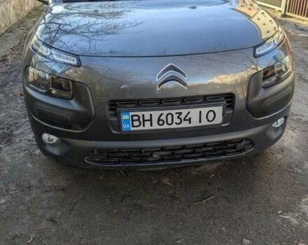 Серый Ситроен C4 Кактус, объемом двигателя 1.56 л и пробегом 130 тыс. км за 9000 $, фото 1 на Automoto.ua