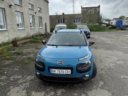 Ситроен C4 Кактус 2018 в Сарнах на Automoto.ua Синий Ситроен C4 Кактус, объемом двигателя 1.2 л и пробегом 66 тыс. км за 14600 $, фото 1 на Automoto.ua