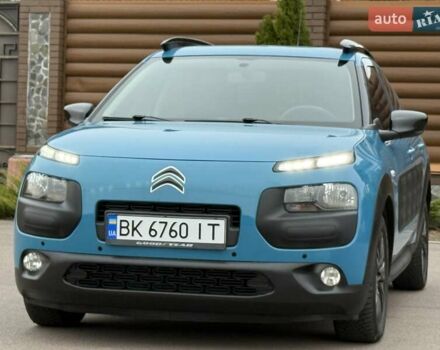 Синий Ситроен C4 Кактус, объемом двигателя 1.2 л и пробегом 67 тыс. км за 11500 $, фото 1 на Automoto.ua