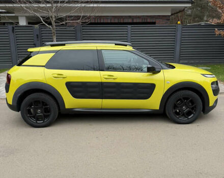 Зеленый Ситроен C4 Кактус, объемом двигателя 1.56 л и пробегом 124 тыс. км за 13000 $, фото 3 на Automoto.ua