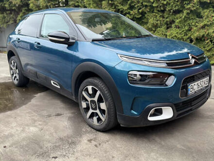 Ситроен C4 Кактус 2019 в Львове на Automoto.ua Зеленый Ситроен C4 Кактус, объемом двигателя 1.5 л и пробегом 48 тыс. км за 16999 $, фото 1 на Automoto.ua