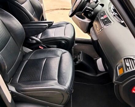 Черный Ситроен Ц4 Гранд Пикассо, объемом двигателя 2 л и пробегом 278 тыс. км за 5200 $, фото 8 на Automoto.ua