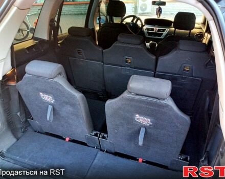 Сітроен Ц4 Гранд Пікассо 2008 у Миколаєві на Automoto.ua Чорний Сітроен Ц4 Гранд Пікассо, об'ємом двигуна 1.8 л та пробігом 252 тис. км за 5350 $, фото 6 на Automoto.ua