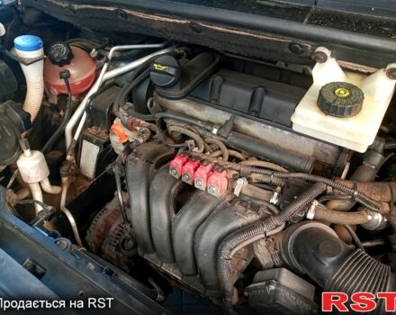 Черный Ситроен Ц4 Гранд Пикассо, объемом двигателя 1.8 л и пробегом 252 тыс. км за 5350 $, фото 7 на Automoto.ua