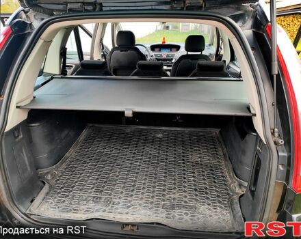 Черный Ситроен Ц4 Гранд Пикассо, объемом двигателя 1.6 л и пробегом 300 тыс. км за 4999 $, фото 7 на Automoto.ua