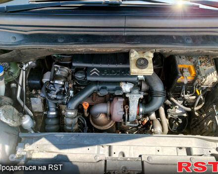 Чорний Сітроен Ц4 Гранд Пікассо, об'ємом двигуна 1.6 л та пробігом 259 тис. км за 7500 $, фото 4 на Automoto.ua