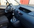 Черный Ситроен Ц4 Гранд Пикассо, объемом двигателя 1.6 л и пробегом 238 тыс. км за 6500 $, фото 2 на Automoto.ua