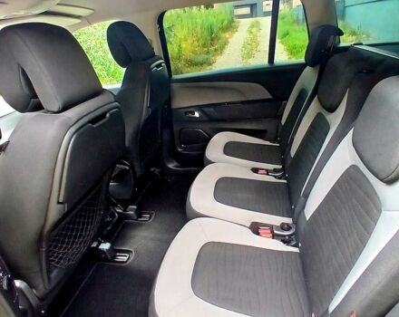 Чорний Сітроен Ц4 Гранд Пікассо, об'ємом двигуна 1.6 л та пробігом 224 тис. км за 9900 $, фото 7 на Automoto.ua