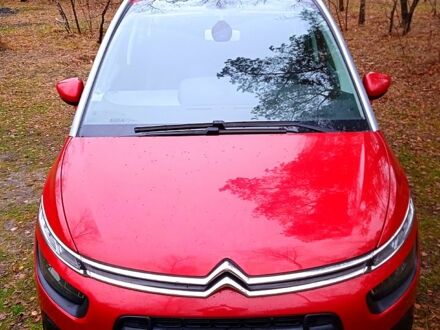 Ситроен Ц4 Гранд Пикассо 2018 в Киеве на Automoto.ua Красный Ситроен Ц4 Гранд Пикассо, объемом двигателя 1.5 л и пробегом 162 тыс. км за 13313 $, фото 1 на Automoto.ua