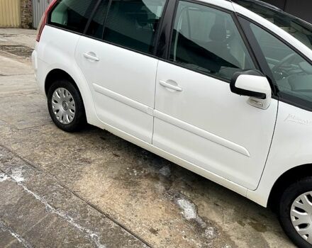 Ситроен Ц4 Гранд Пикассо, объемом двигателя 16 л и пробегом 191 тыс. км за 5500 $, фото 2 на Automoto.ua