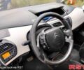 Серый Ситроен Ц4 Гранд Пикассо, объемом двигателя 2 л и пробегом 300 тыс. км за 4950 $, фото 11 на Automoto.ua
