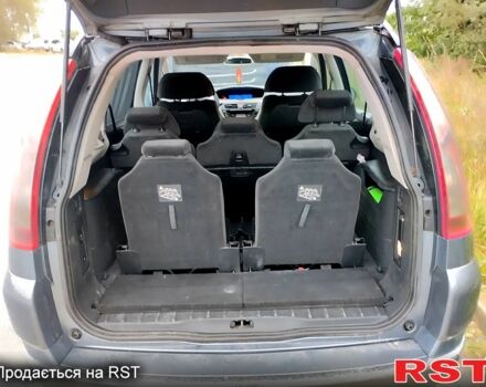 Серый Ситроен Ц4 Гранд Пикассо, объемом двигателя 2 л и пробегом 300 тыс. км за 4950 $, фото 7 на Automoto.ua