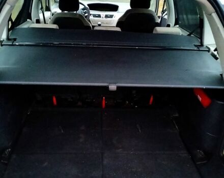 Серый Ситроен Ц4 Гранд Пикассо, объемом двигателя 1.6 л и пробегом 308 тыс. км за 4500 $, фото 10 на Automoto.ua