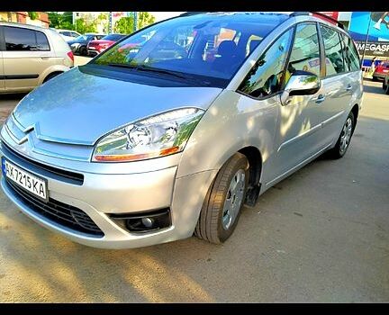 Сірий Сітроен Ц4 Гранд Пікассо, об'ємом двигуна 1.6 л та пробігом 220 тис. км за 5500 $, фото 2 на Automoto.ua