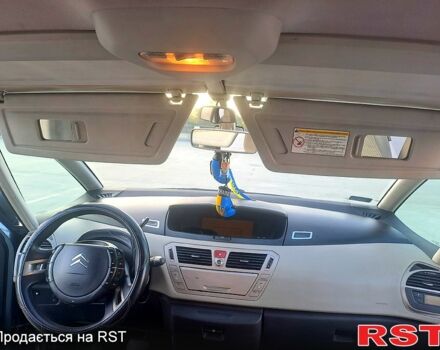 Серый Ситроен Ц4 Гранд Пикассо, объемом двигателя 1.6 л и пробегом 328 тыс. км за 5500 $, фото 6 на Automoto.ua