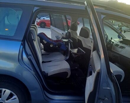 Серый Ситроен Ц4 Гранд Пикассо, объемом двигателя 1.6 л и пробегом 328 тыс. км за 5500 $, фото 9 на Automoto.ua