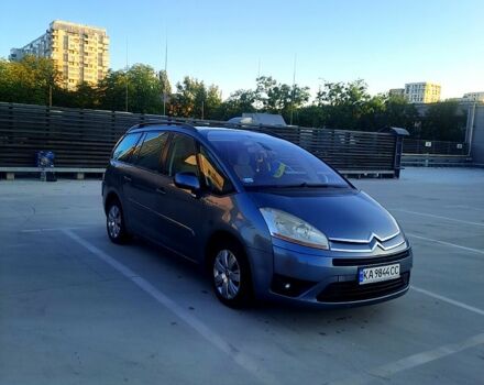 Серый Ситроен Ц4 Гранд Пикассо, объемом двигателя 1.6 л и пробегом 328 тыс. км за 5500 $, фото 2 на Automoto.ua