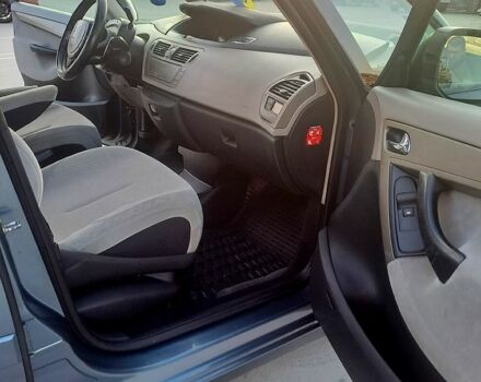 Серый Ситроен Ц4 Гранд Пикассо, объемом двигателя 1.6 л и пробегом 328 тыс. км за 5500 $, фото 8 на Automoto.ua