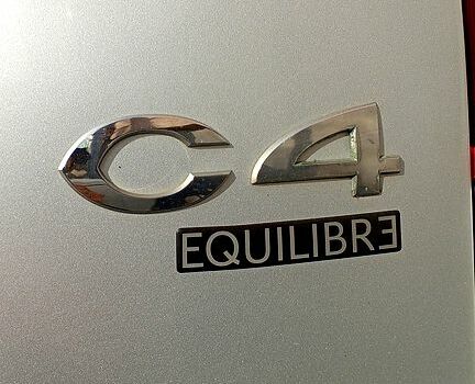 Серый Ситроен Ц4 Гранд Пикассо, объемом двигателя 2 л и пробегом 271 тыс. км за 5999 $, фото 4 на Automoto.ua