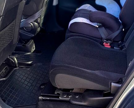 Сірий Сітроен Ц4 Гранд Пікассо, об'ємом двигуна 1.6 л та пробігом 185 тис. км за 5300 $, фото 6 на Automoto.ua