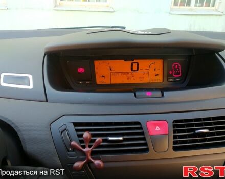 Серый Ситроен Ц4 Гранд Пикассо, объемом двигателя 1.6 л и пробегом 172 тыс. км за 5750 $, фото 2 на Automoto.ua