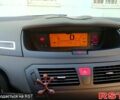Серый Ситроен Ц4 Гранд Пикассо, объемом двигателя 1.6 л и пробегом 172 тыс. км за 5750 $, фото 2 на Automoto.ua