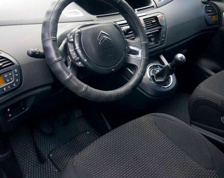 Серый Ситроен Ц4 Гранд Пикассо, объемом двигателя 1.6 л и пробегом 195 тыс. км за 6000 $, фото 7 на Automoto.ua