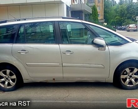 Серый Ситроен Ц4 Гранд Пикассо, объемом двигателя 1.6 л и пробегом 255 тыс. км за 3500 $, фото 3 на Automoto.ua