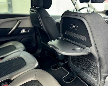 Сірий Сітроен Ц4 Гранд Пікассо, об'ємом двигуна 1.6 л та пробігом 170 тис. км за 13000 $, фото 8 на Automoto.ua