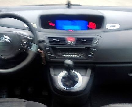 Синий Ситроен Ц4 Гранд Пикассо, объемом двигателя 1.6 л и пробегом 260 тыс. км за 6000 $, фото 10 на Automoto.ua