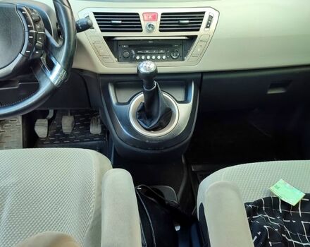 Ситроен Ц4 Гранд Пикассо 2009 в Сумах на Automoto.ua Синий Ситроен Ц4 Гранд Пикассо, объемом двигателя 1.6 л и пробегом 280 тыс. км за 5500 $, фото 3 на Automoto.ua