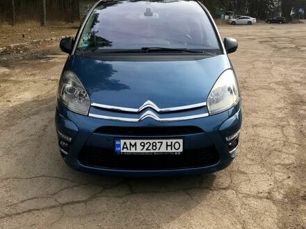 Ситроен Ц4 Гранд Пикассо 2012 в Житомире на Automoto.ua Синий Ситроен Ц4 Гранд Пикассо, объемом двигателя 1.6 л и пробегом 213 тыс. км за 8200 $, фото 1 на Automoto.ua