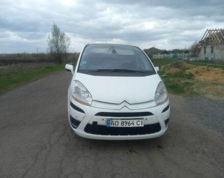 Ситроен С4 Пикассо 2008 в Чопе на Automoto.ua Белый Ситроен С4 Пикассо, объемом двигателя 2 л и пробегом 260 тыс. км за 6500 $, фото 3 на Automoto.ua