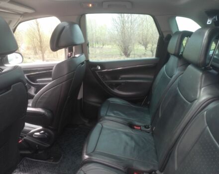 Ситроен С4 Пикассо 2008 в Чопе на Automoto.ua Белый Ситроен С4 Пикассо, объемом двигателя 2 л и пробегом 260 тыс. км за 6500 $, фото 6 на Automoto.ua