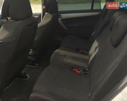 Білий Сітроен С4 Пікассо, об'ємом двигуна 1.6 л та пробігом 240 тис. км за 5550 $, фото 16 на Automoto.ua