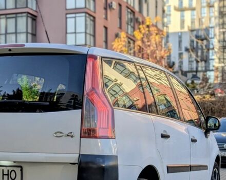Білий Сітроен С4 Пікассо, об'ємом двигуна 1.6 л та пробігом 216 тис. км за 5700 $, фото 10 на Automoto.ua
