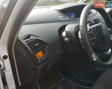 Білий Сітроен С4 Пікассо, об'ємом двигуна 1.6 л та пробігом 240 тис. км за 5550 $, фото 21 на Automoto.ua