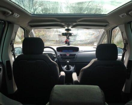 Білий Сітроен С4 Пікассо, об'ємом двигуна 1.6 л та пробігом 255 тис. км за 4950 $, фото 20 на Automoto.ua